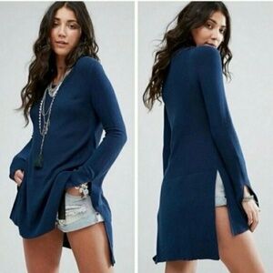 EUC. ✵☽Free People☾✵ Blue High Low V Neck < Criss Cross > Tunic Sweater | XS